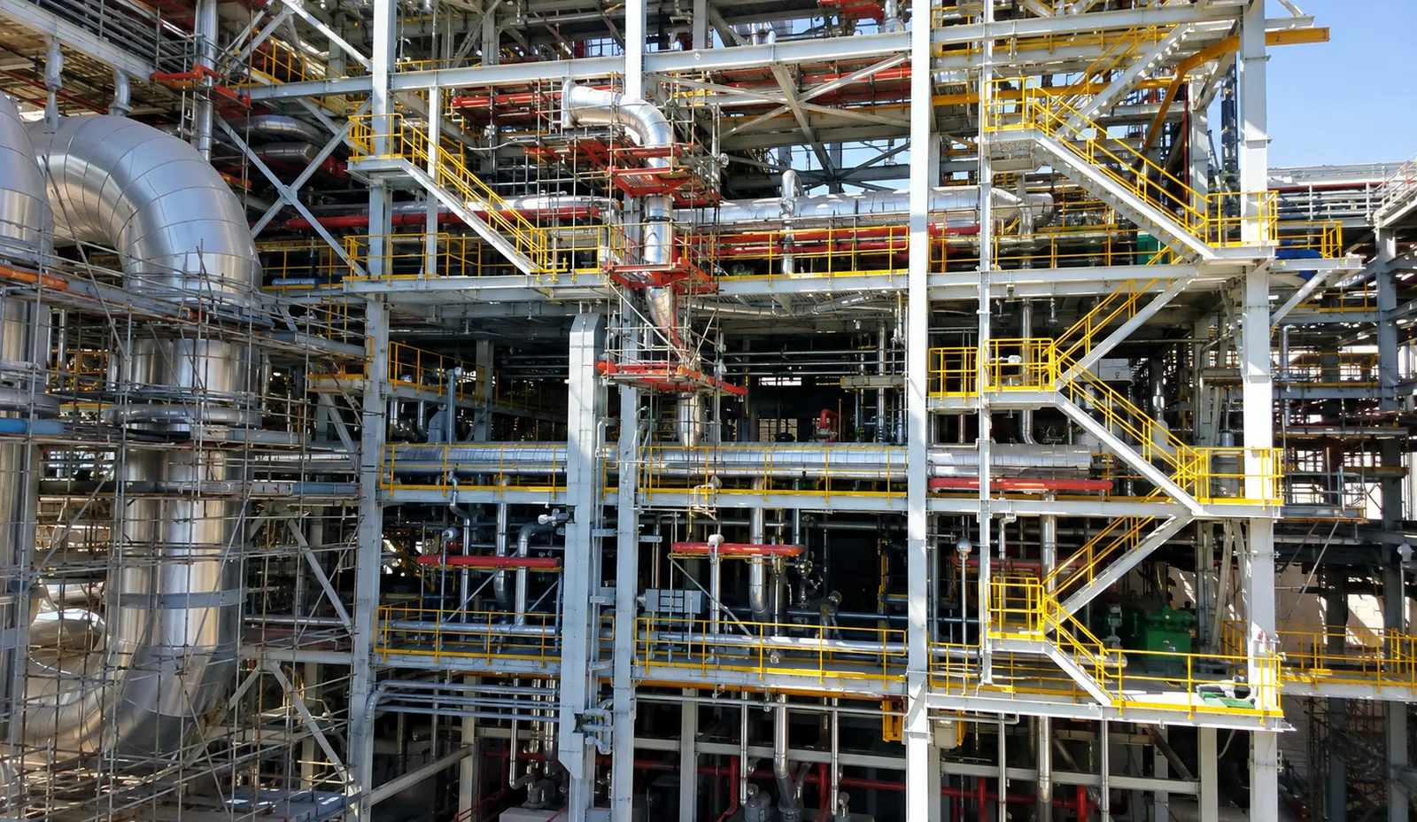 Industrial scaffolding and structural steel platform
